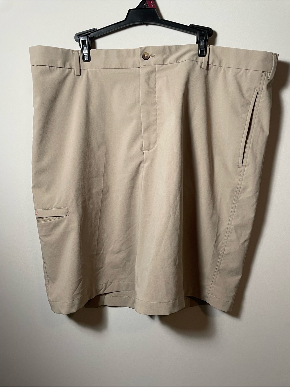 Men's 42 Greg Norman Khaki Performance Golf Shorts
